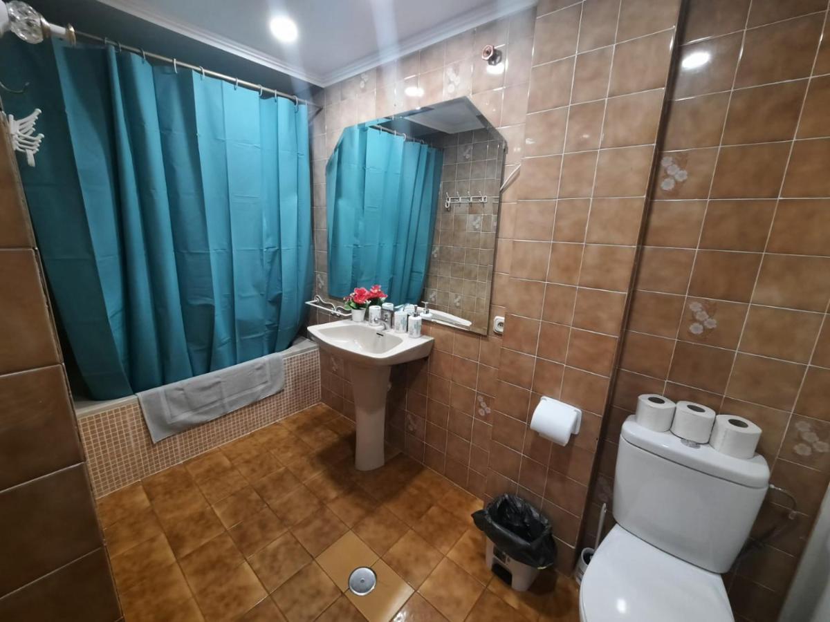 Apartamento Entre Patios San Basilio Apartment กอร์โดบา ภายนอก รูปภาพ