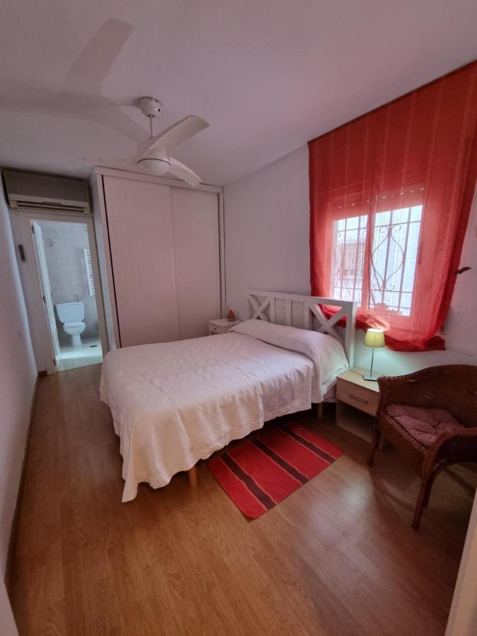 Apartamento Entre Patios San Basilio Apartment กอร์โดบา ภายนอก รูปภาพ